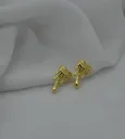 Aretes decreto de amor dorados