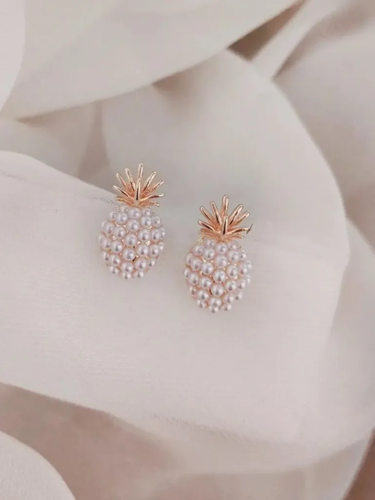 Aretes piña dorados