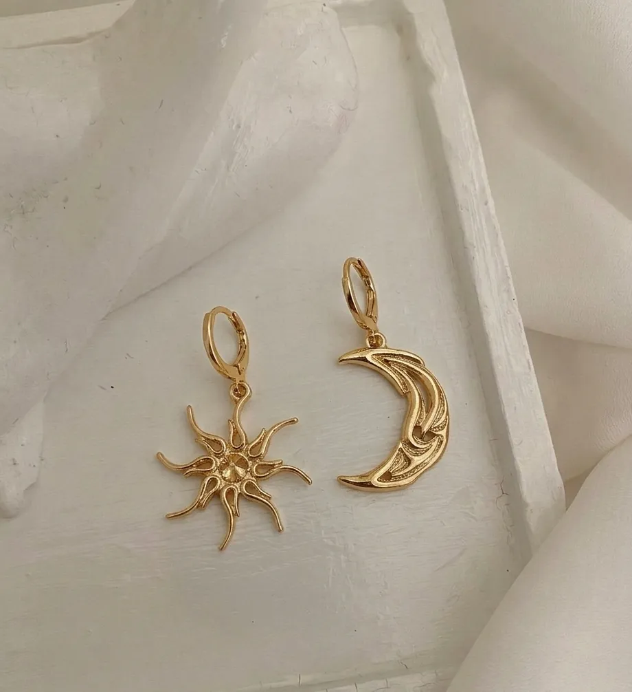 Aretes sol y luna