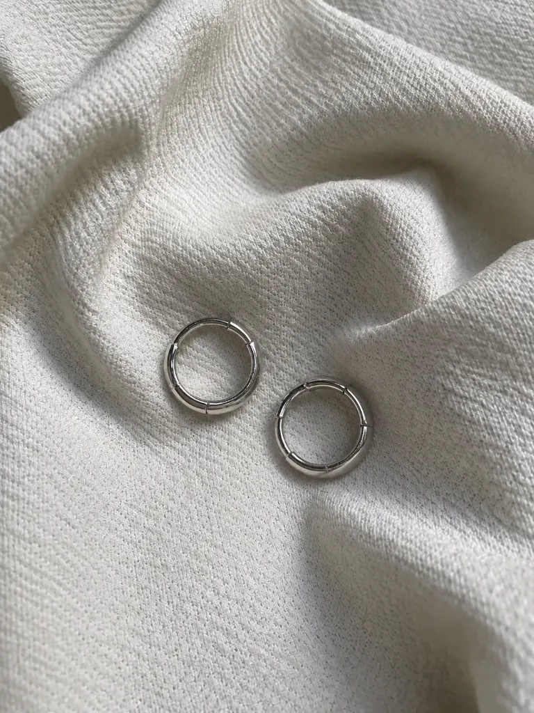 Aretes plateados